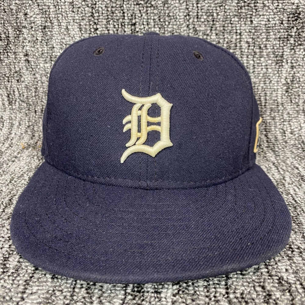New Era Detroit Tigers 59FIFTY Fitted Hat Navy Blue 2014 Postseason Side Patch